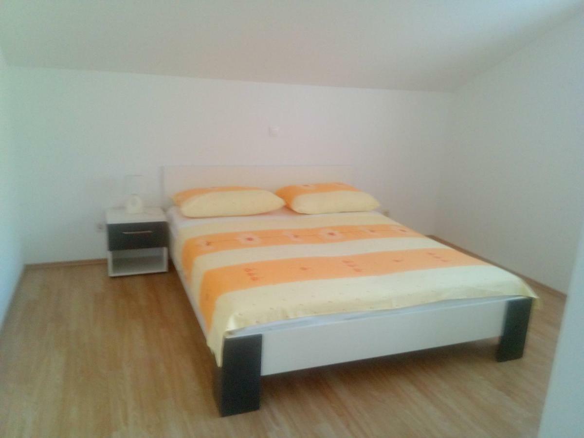 Modern Apartment Duce Luaran gambar