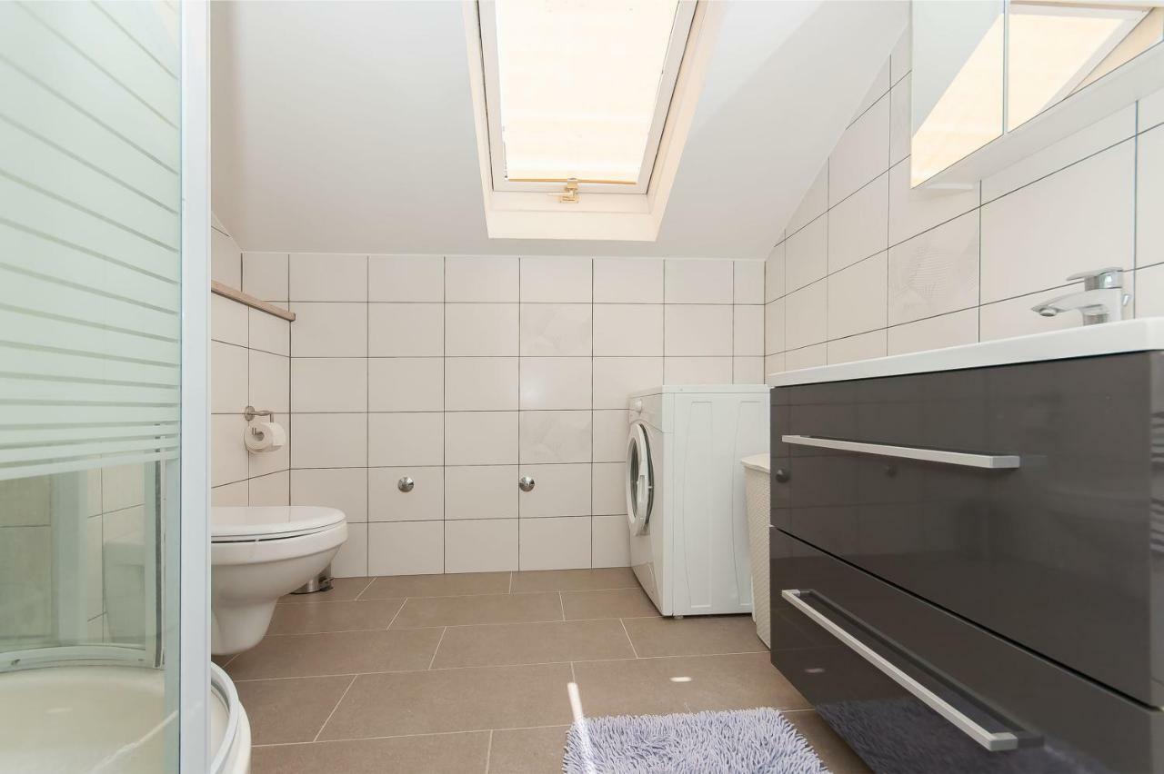Modern Apartment Duce Luaran gambar