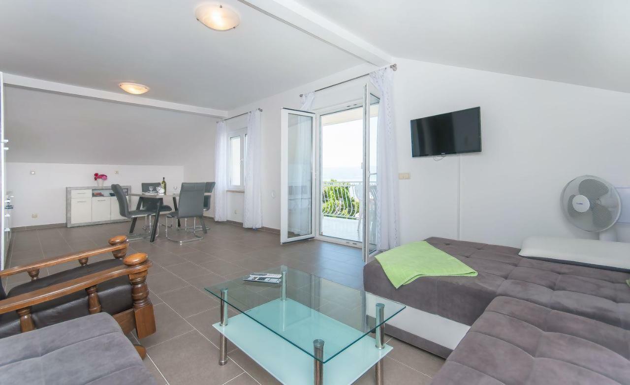 Modern Apartment Duce Luaran gambar